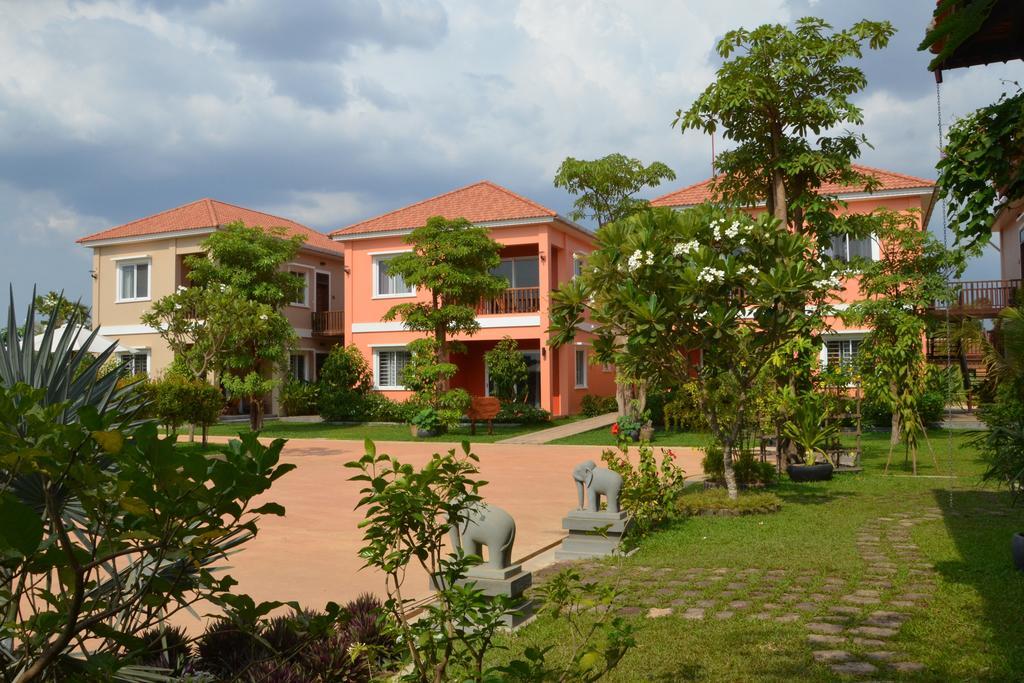 Les Residences Yen Dy Angkor Siem Reap Exterior foto